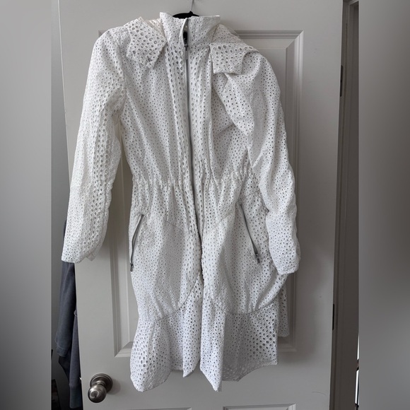 ZAC Zac Posen White Eyelet Trench Coat - Picture 4 of 6